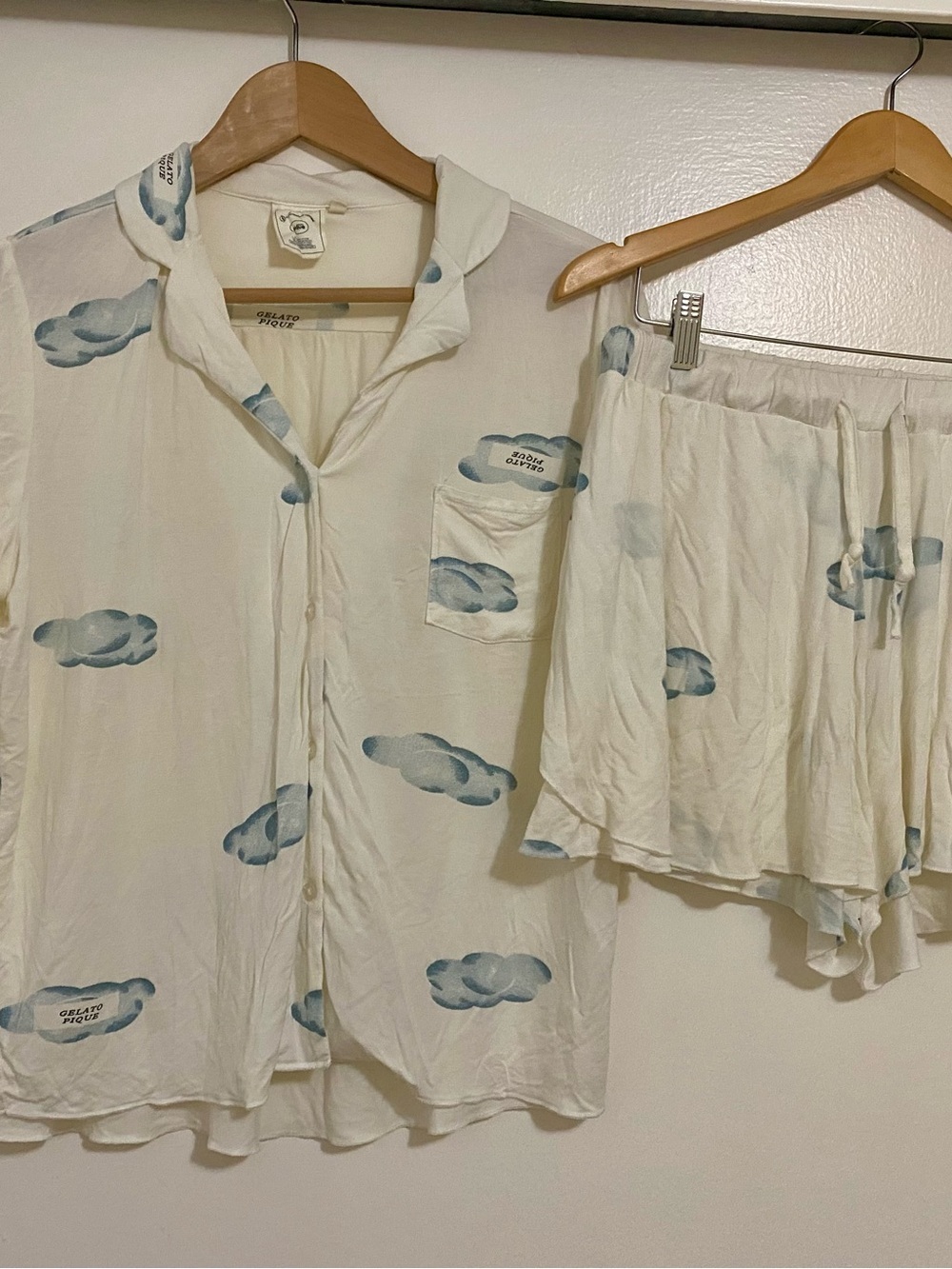 Gelato Pique Women’s Cream Cloud-Print ☁️Pajama Set